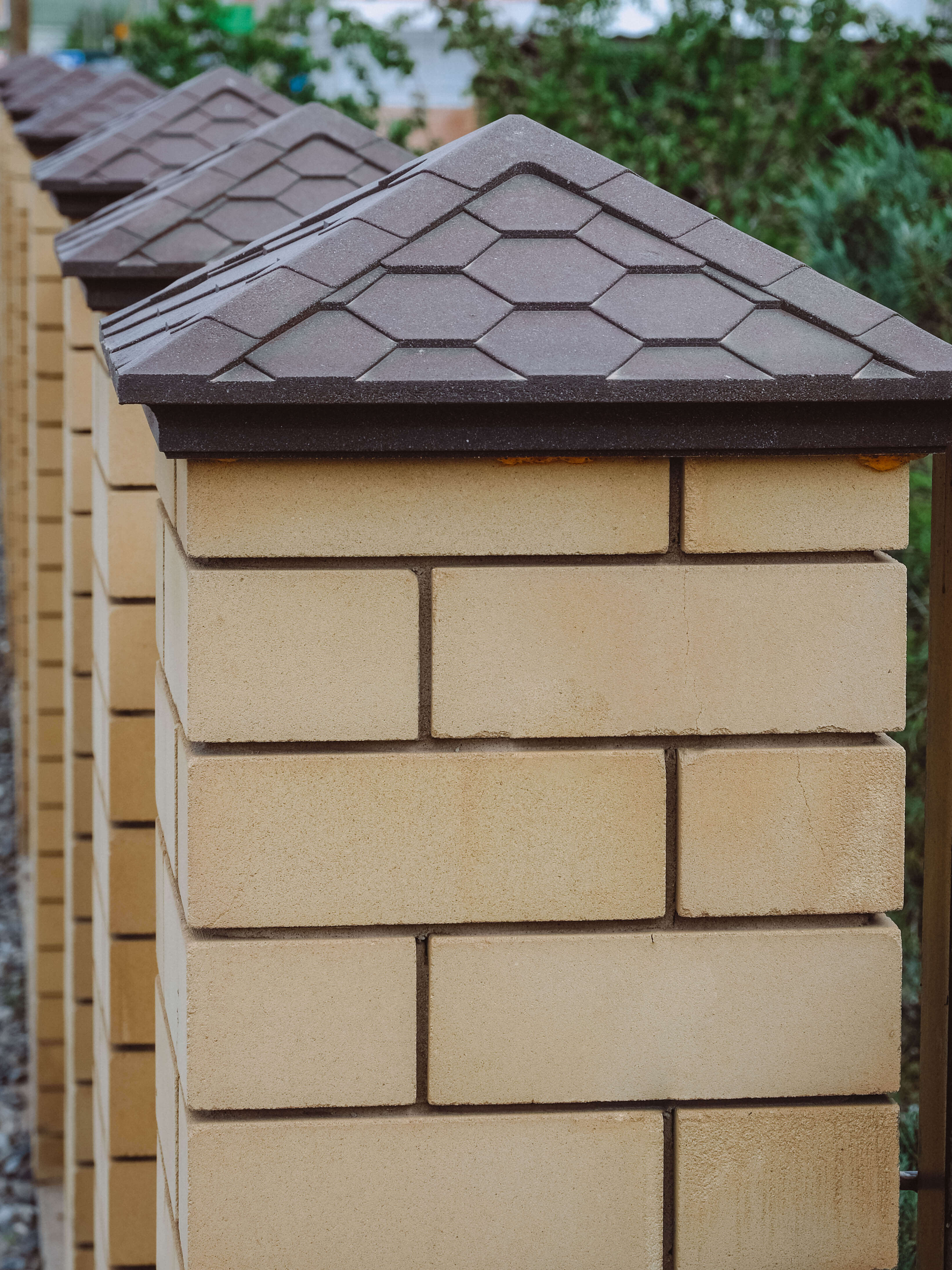 Колпак Zking Эверест Коричневый на столб 1.5х1.5 кирпича (390х390мм) в Березниках фото